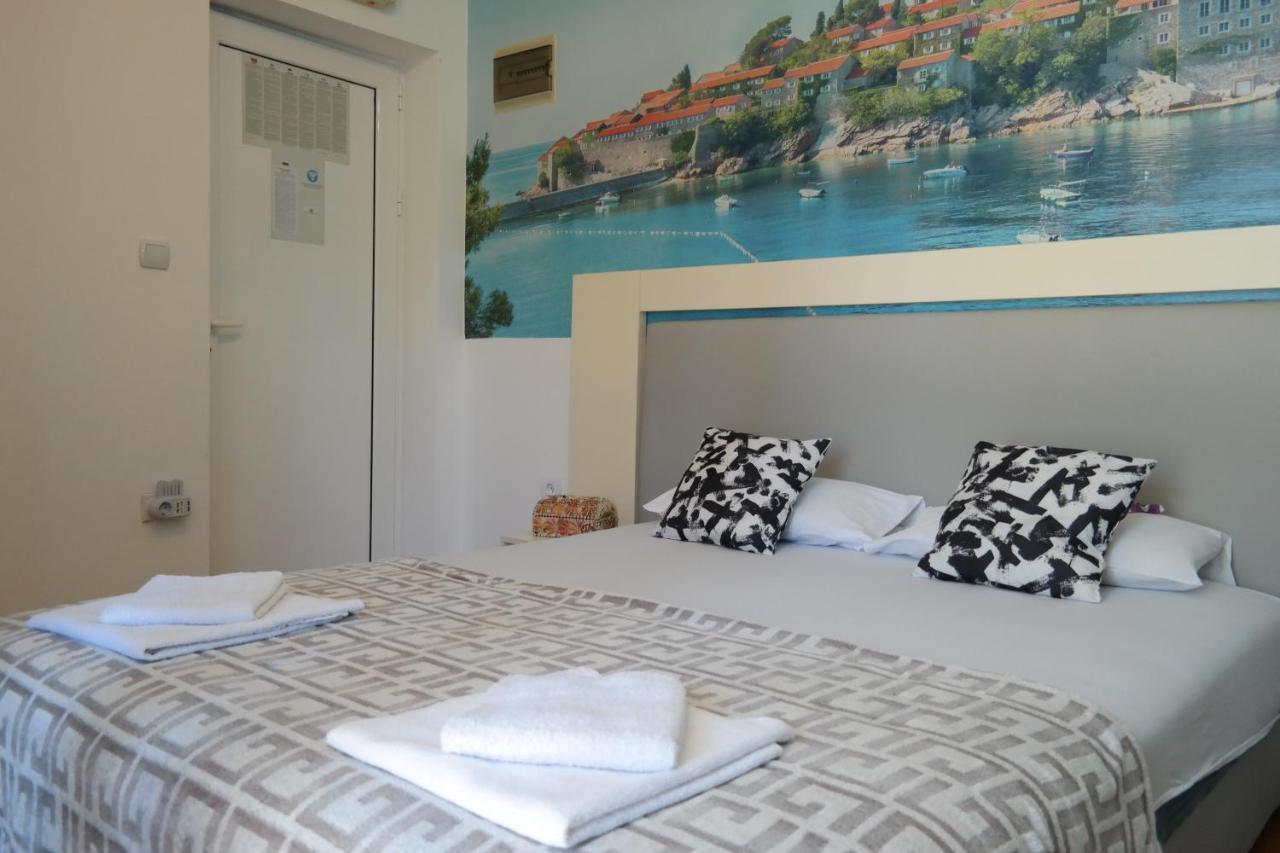 Kuca Radovic Hotel Petrovac Luaran gambar